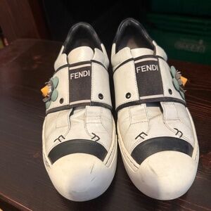 Vintage Fendi Sneakers 39